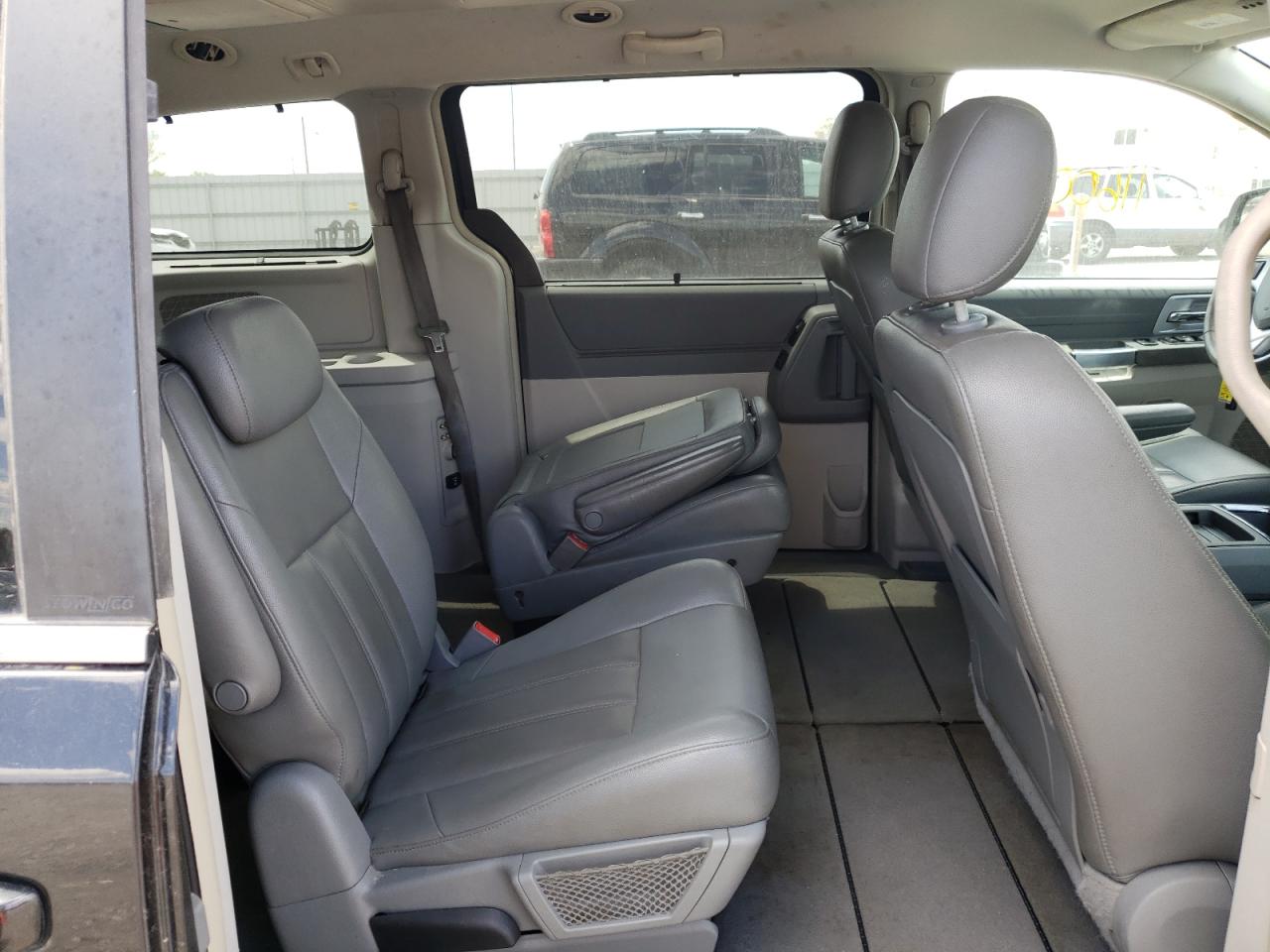 Photo 6 from auction – 2008 CHRYSLER TOWN & COU with VIN 2A8HR54P58R757595