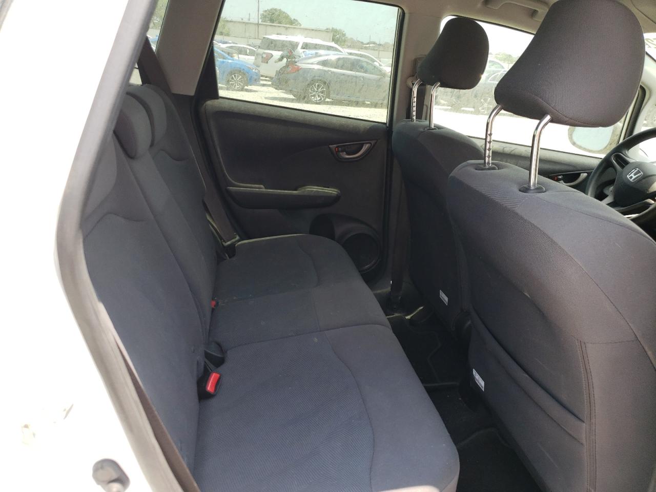 Photo 6 from auction – 2009 HONDA FIT with VIN JHMGE88299S021935