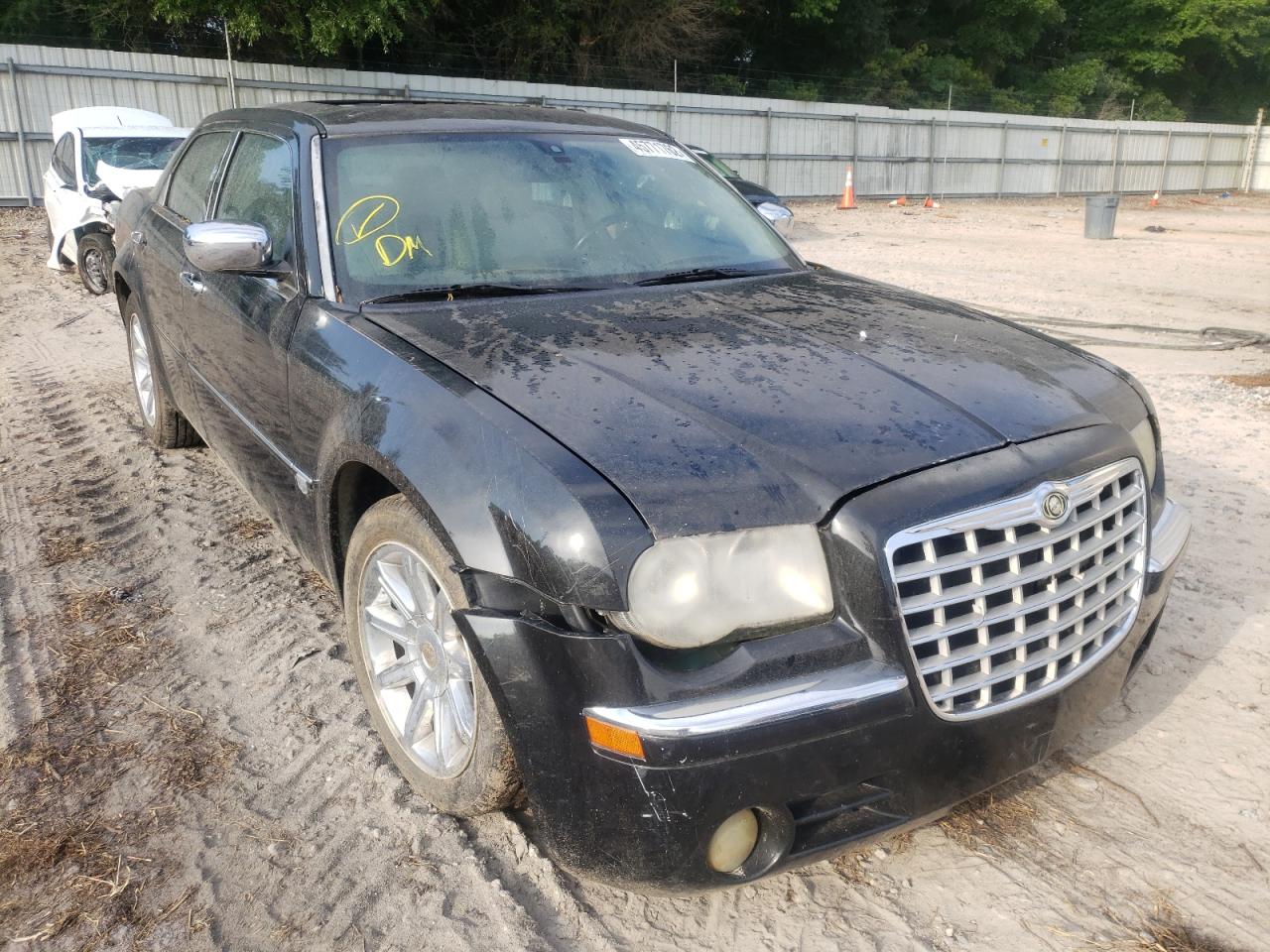 CHRYSLER 300C 2005 with VIN 2C3JA63H45H524698 - Photo from auction