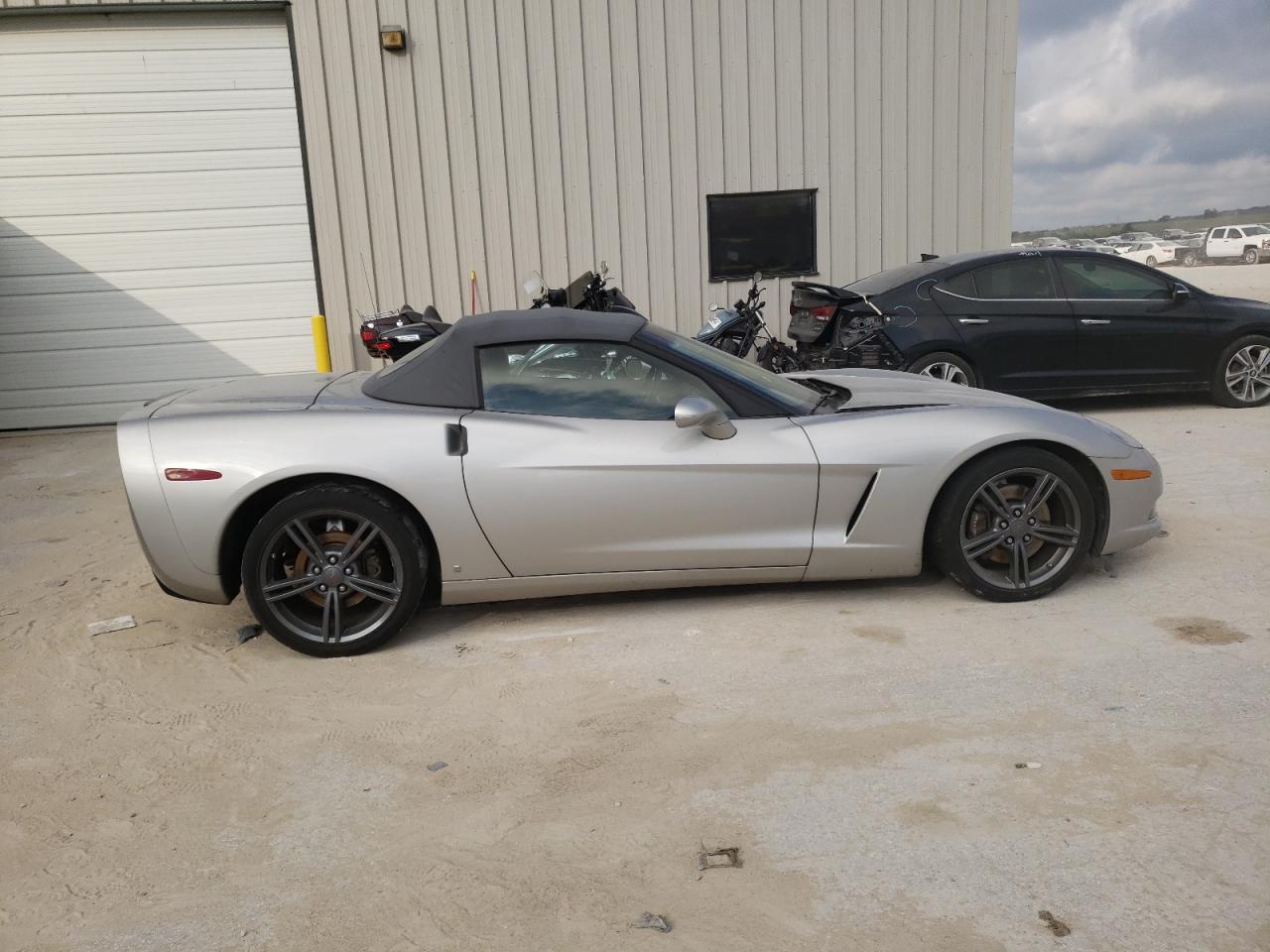 Photo 6 from auction – 2008 CHEVROLET CORVETTE with VIN 1G1YY36W585127665