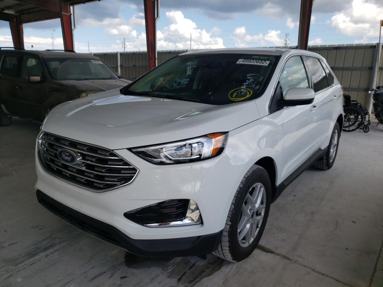 Photo 2 from auction – 2022 FORD EDGE SEL with VIN 2FMPK4J92NBA39428