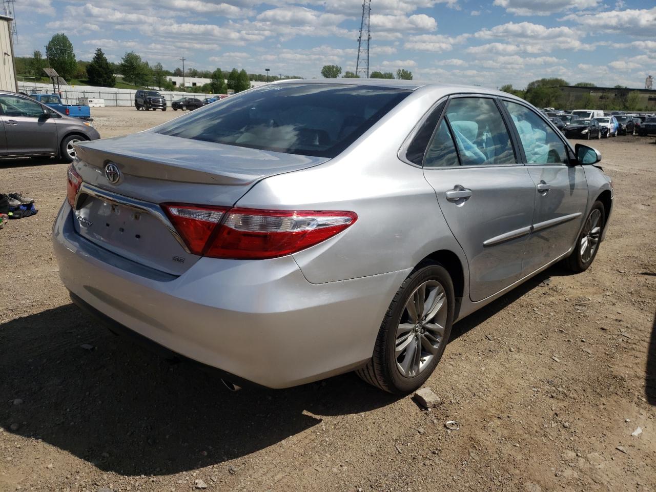 Photo 4 from auction – 2017 TOYOTA CAMRY LE with VIN 4T1BF1FK5HU306469