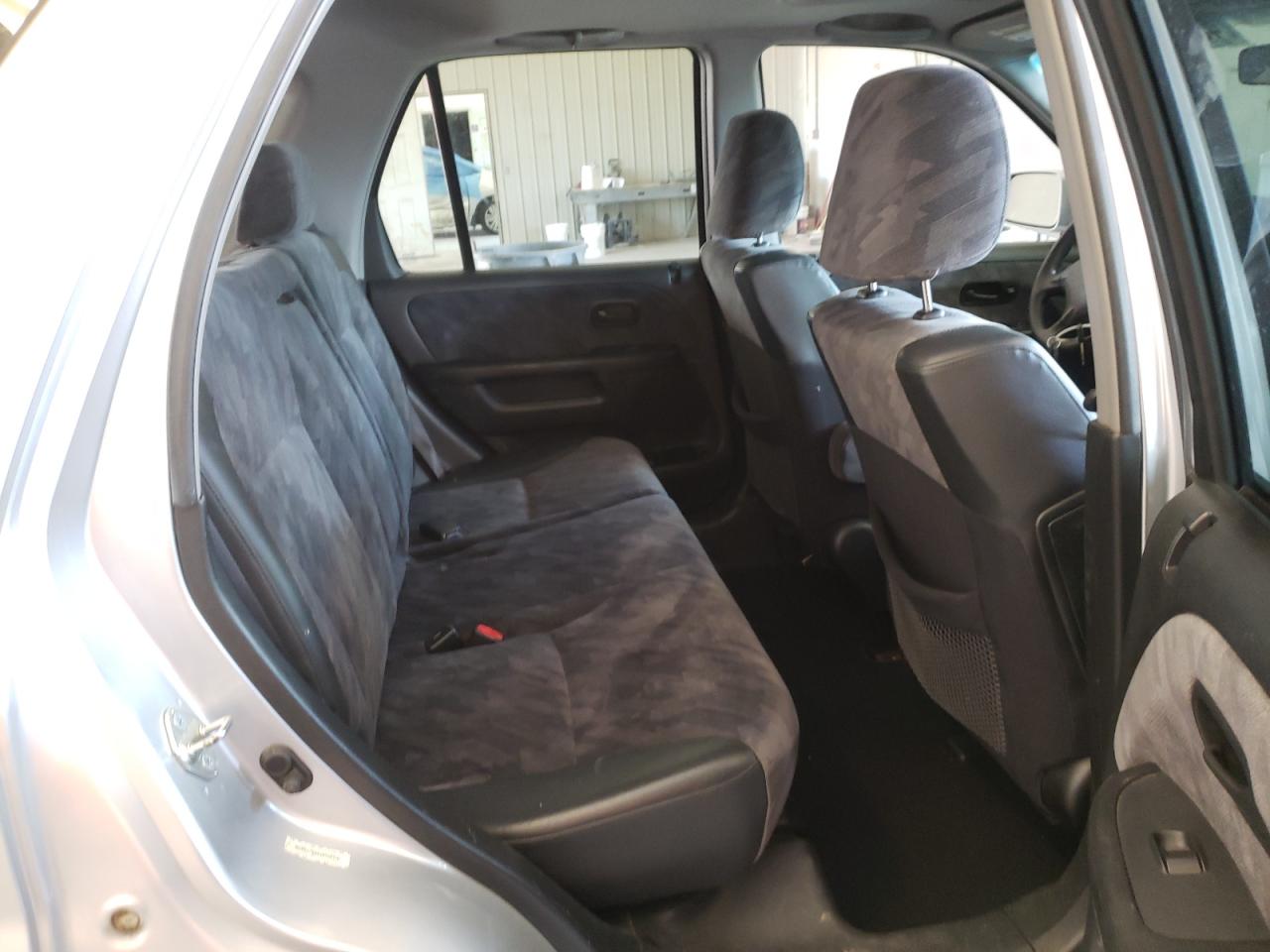 Photo 6 from auction – 2004 HONDA CR-V EX with VIN SHSRD78864U228440