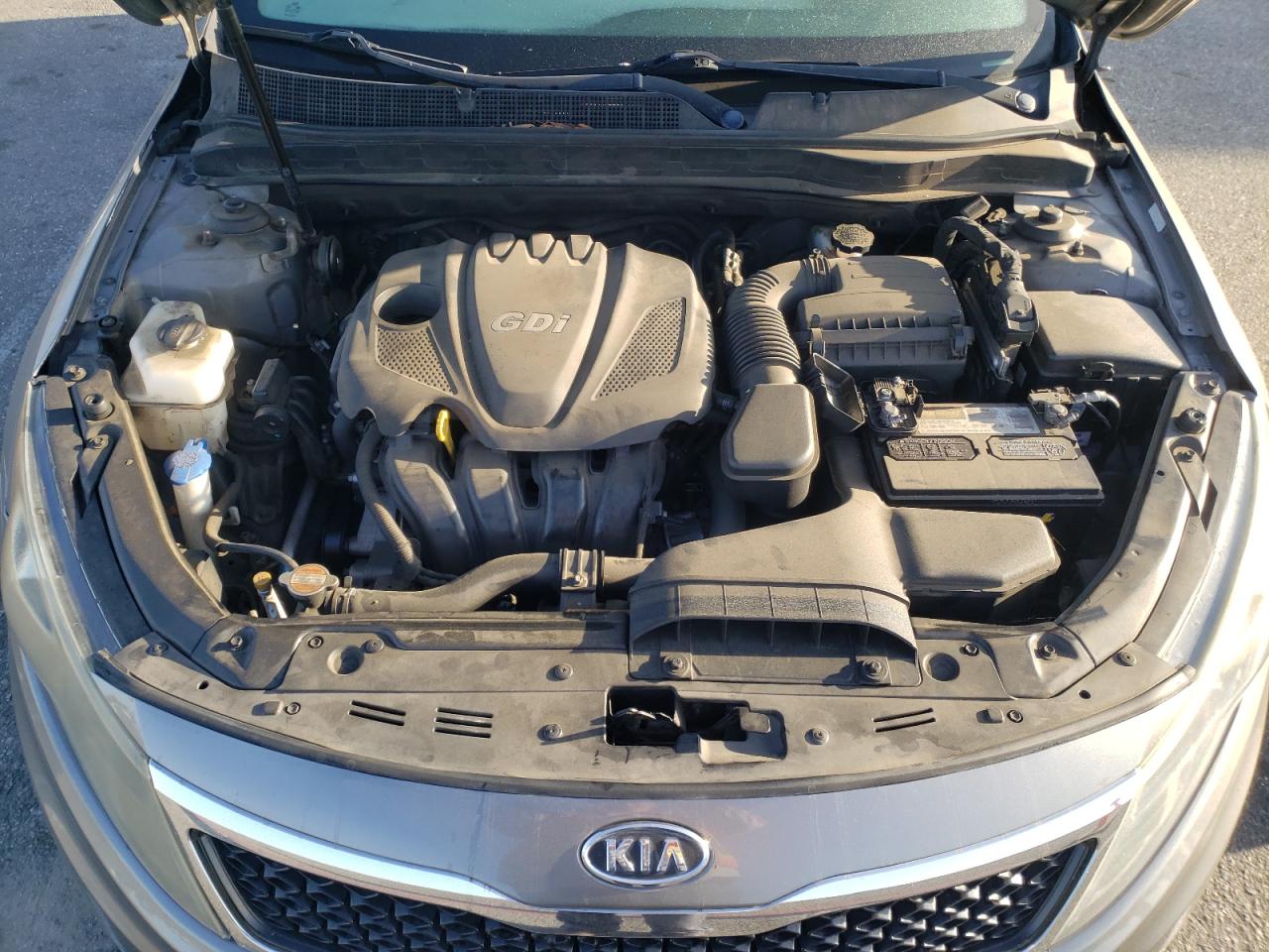 Photo 7 from auction – 2012 KIA OPTIMA LX with VIN 5XXGM4A72CG053503