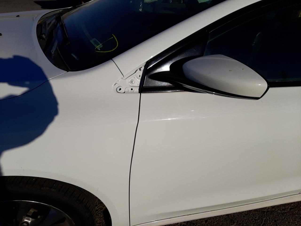 Photo 9 from auction – 2015 CHRYSLER 200 S with VIN 1C3CCCBG7FN518414