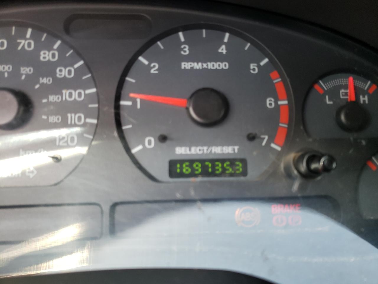 Photo 8 from auction – 2004 FORD MUSTANG with VIN 1FAFP44454F123201