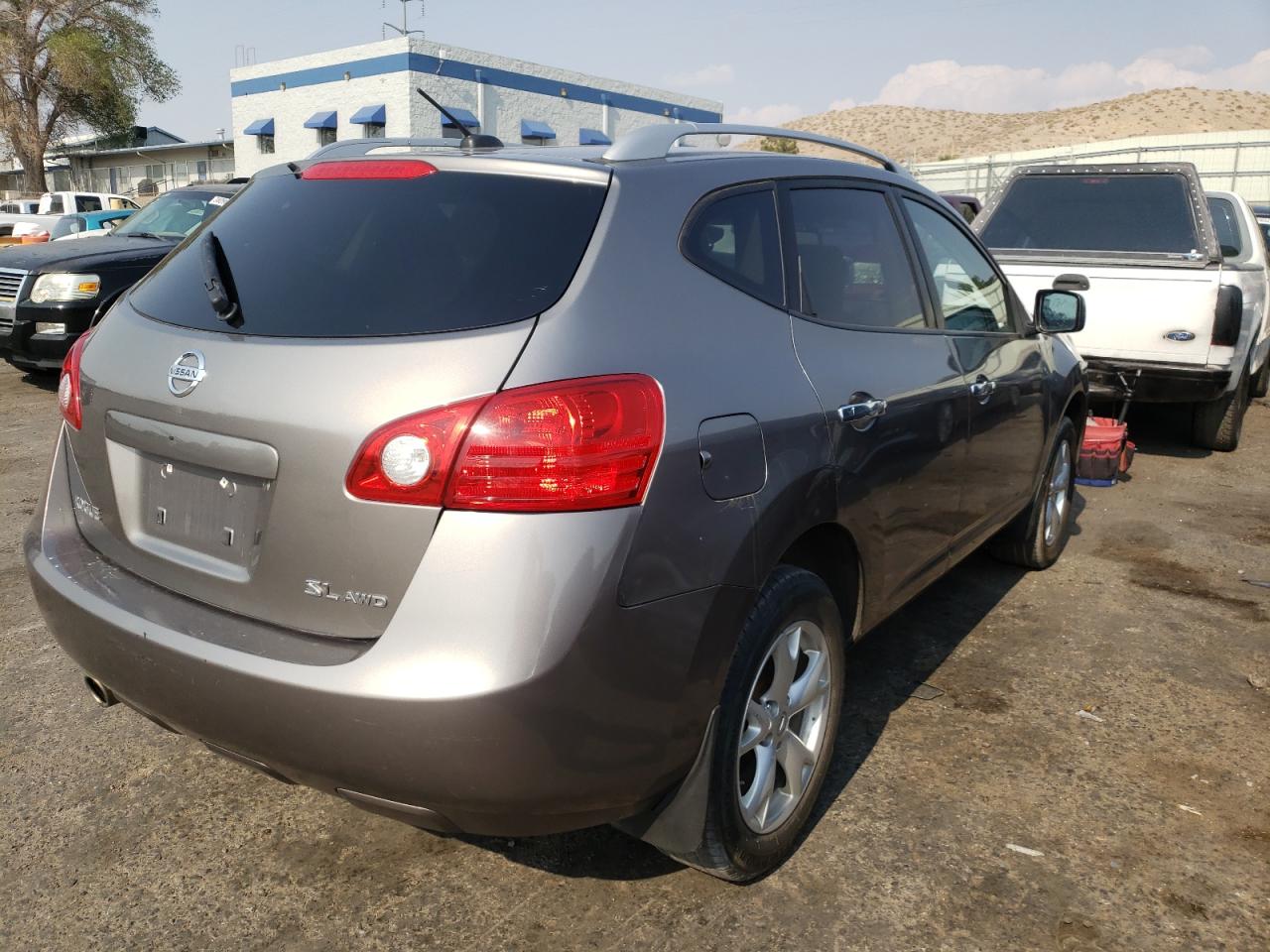 Photo 4 from auction – 2010 NISSAN ROGUE S with VIN JN8AS5MVXAW601730