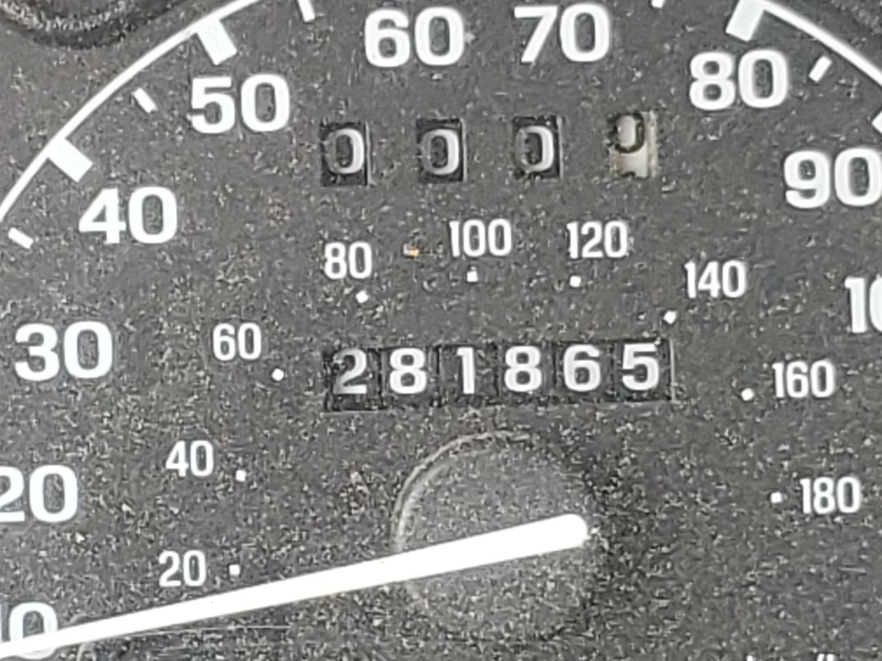 Photo 8 from auction – 2000 MERCURY MOUNTAINEE with VIN 4M2DU66PXYUJ21680