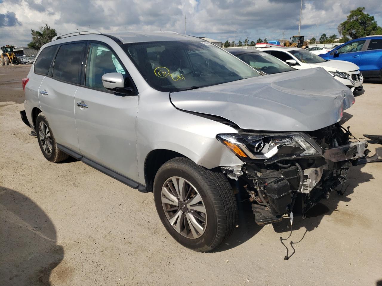 Photo 1 from auction – 2017 NISSAN PATHFINDER with VIN 5N1DR2MM0HC657533
