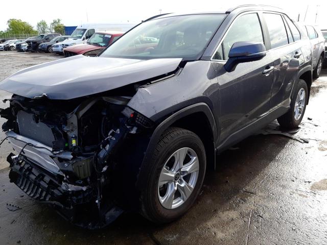Photo 2 from auction – 2021 TOYOTA RAV4 XLE with VIN 2T3P1RFV2MW226142