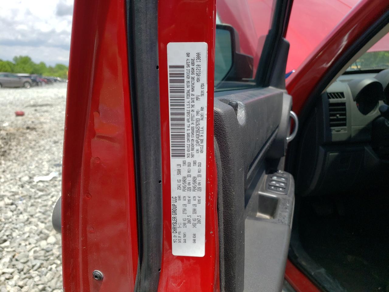 Photo 10 from auction – 2011 DODGE NITRO HEAT with VIN 1D4PU4GK3BW576783