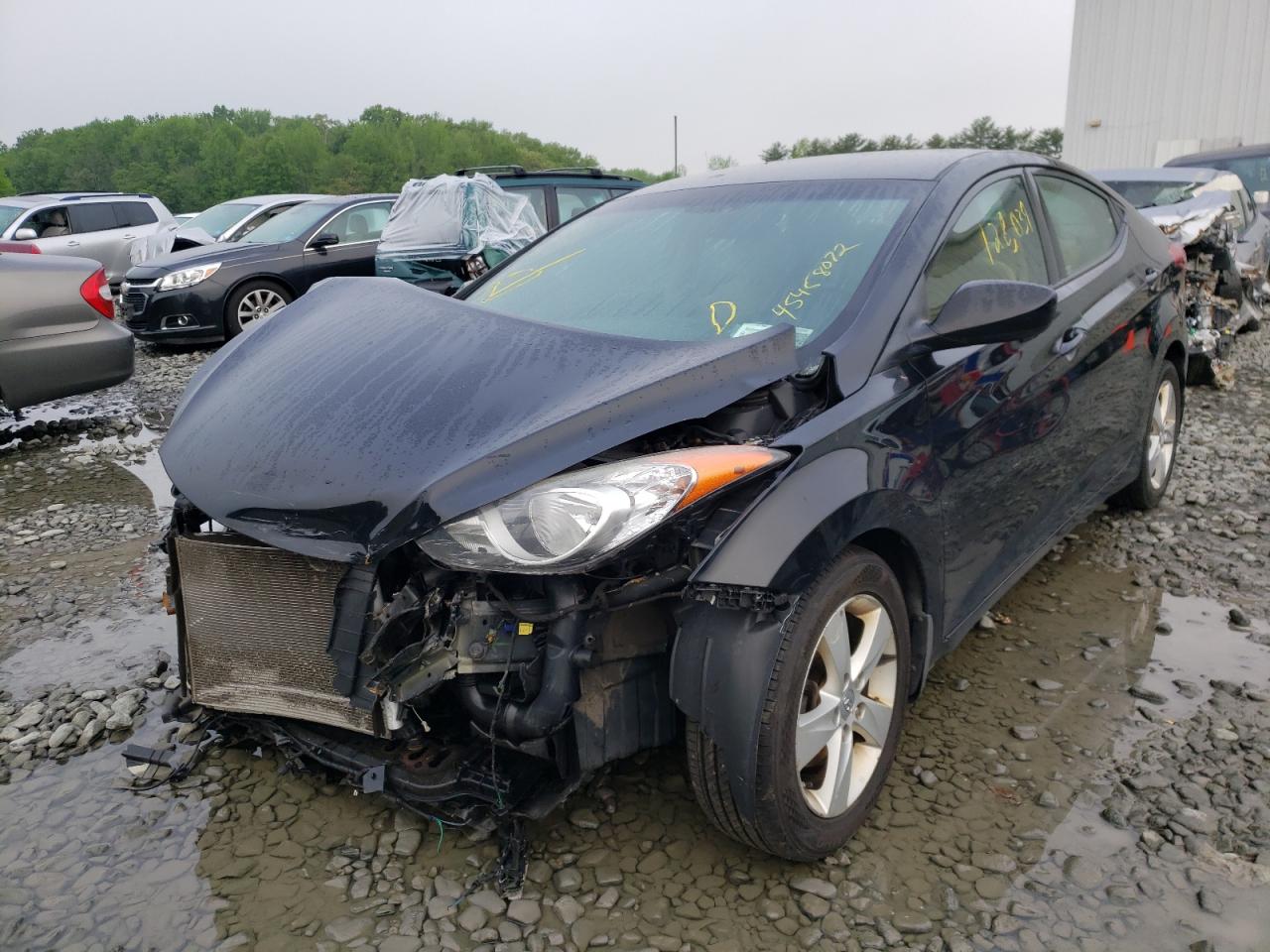 Photo 15 from auction – 2013 HYUNDAI ELANTRA GL with VIN 5NPDH4AE2DH229171