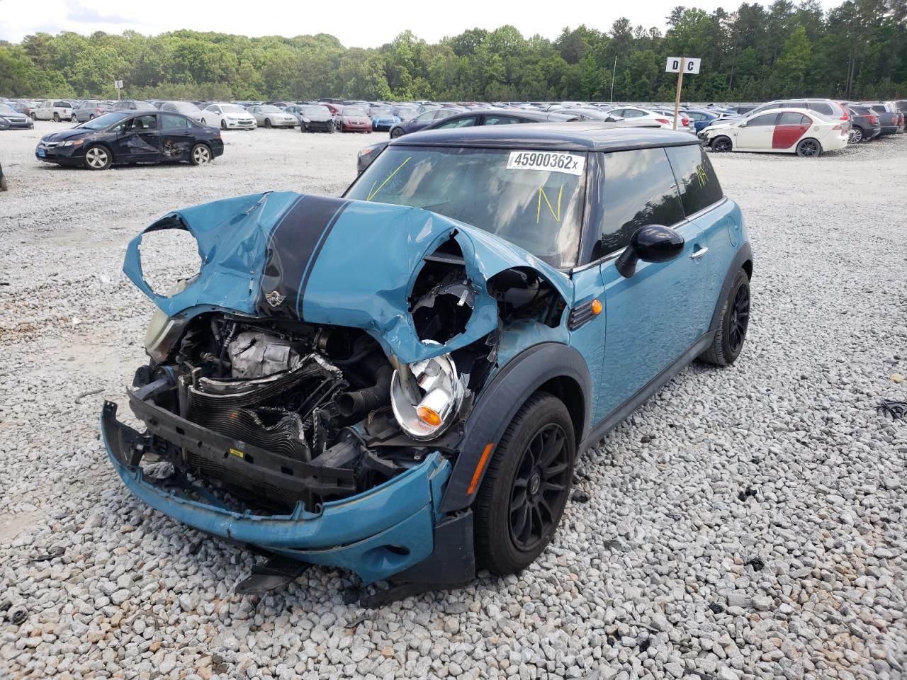 Photo 2 from auction – 2007 MINI COOPER with VIN WMWMF33567TT58458
