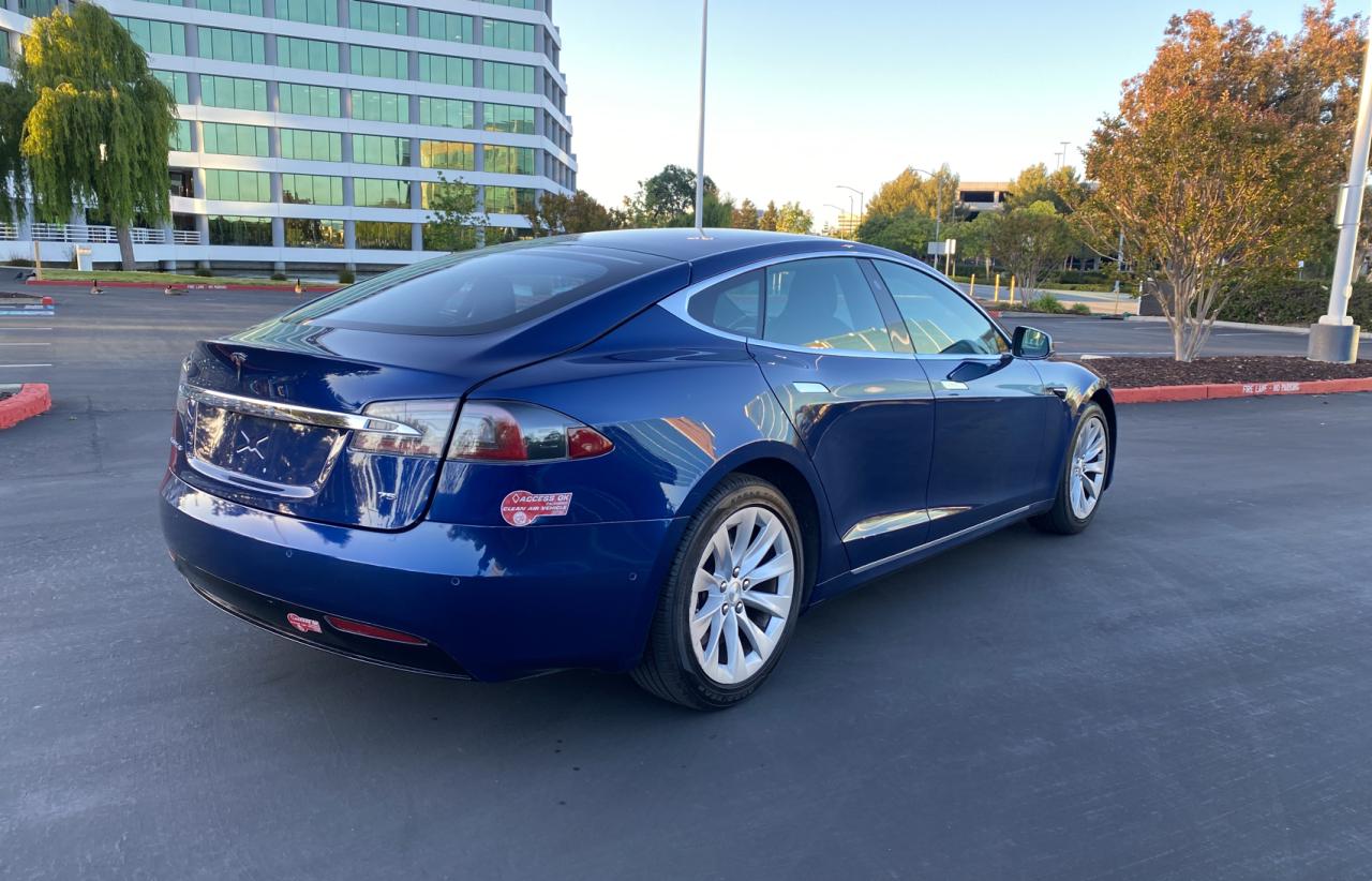 Photo 4 from auction – 2017 TESLA MODEL S with VIN 5YJSA1E13HF201482