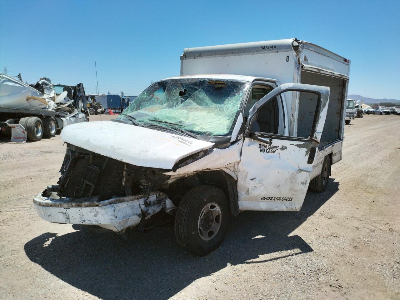 Photo 2 from auction – 2007 GMC SAVANA CUT with VIN 1GDGG31V971904466