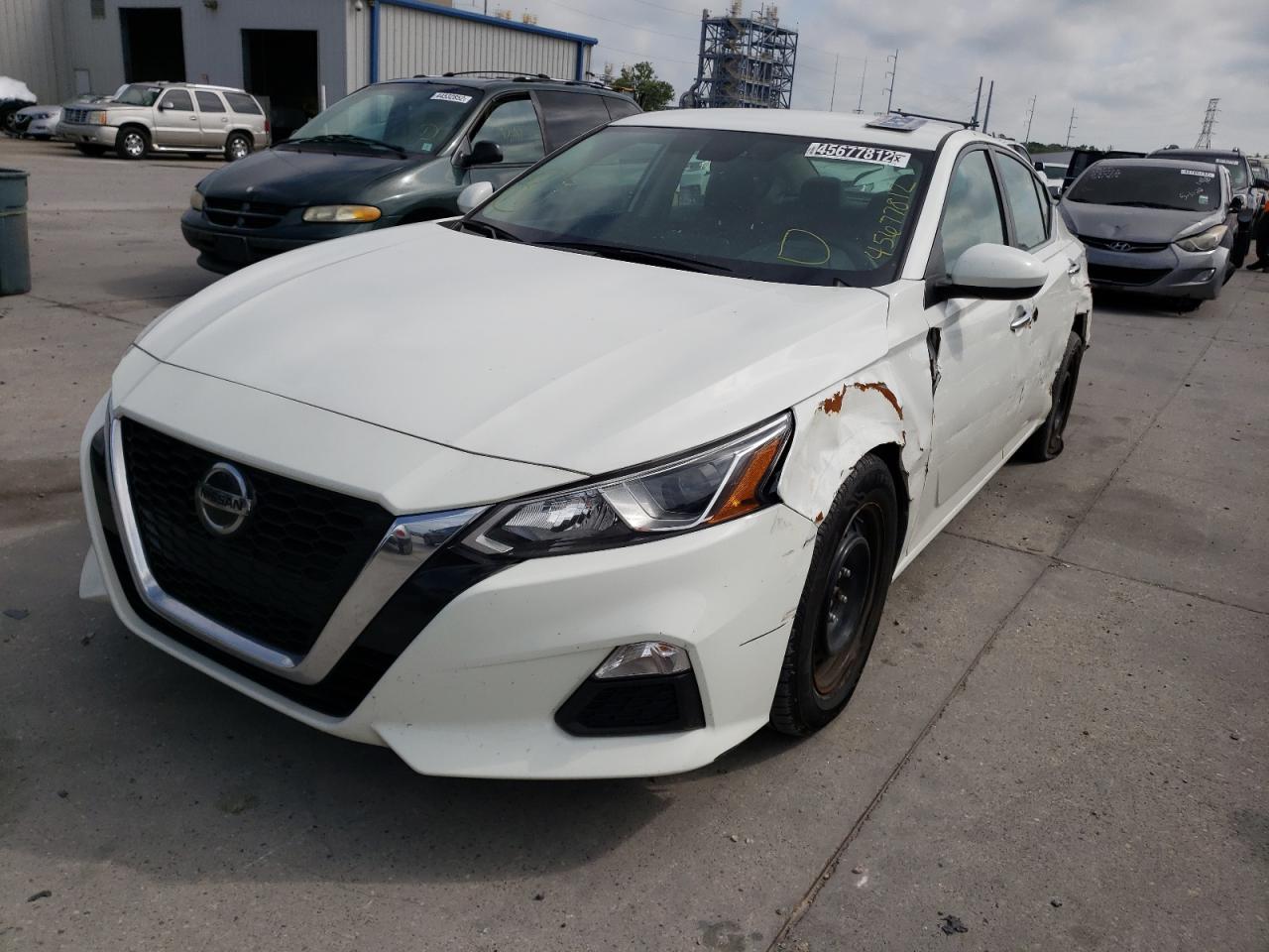 Photo 2 from auction – 2020 NISSAN ALTIMA S with VIN 1N4BL4BV9LC219936