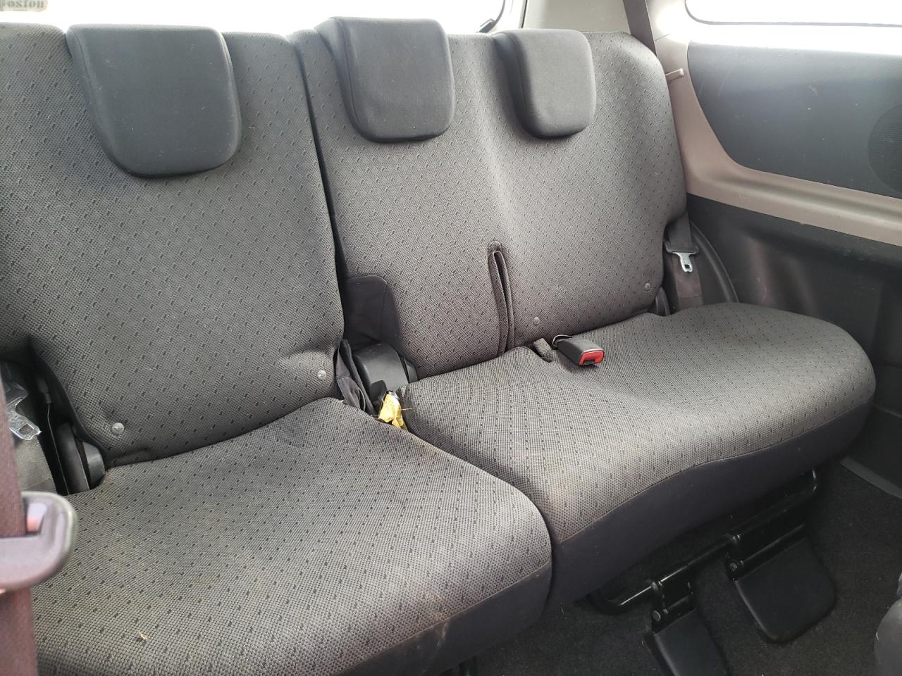 Photo 6 from auction – 2010 TOYOTA YARIS with VIN JTDJT4K34A5296901