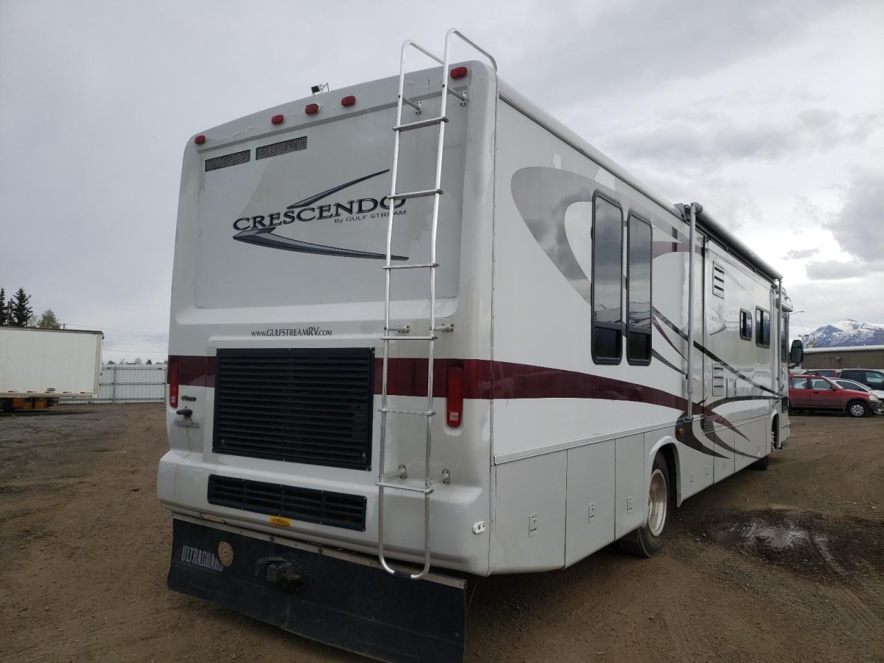 Photo 4 from auction – 2005 GULF STREAM CRESCENDO with VIN 4UZAAHDC04CN27427