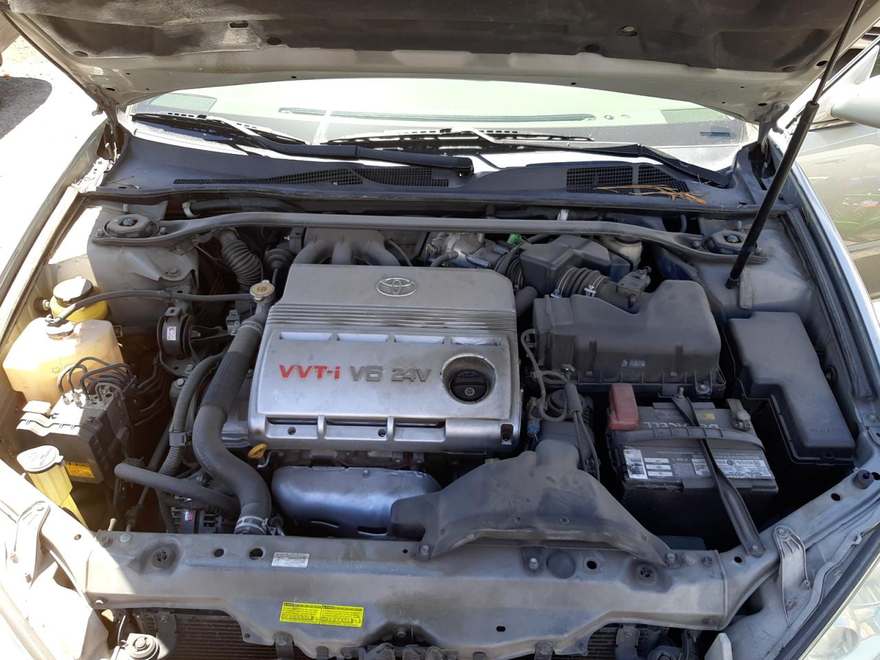 Photo 7 from auction – 2005 TOYOTA CAMRY LE with VIN 4T1BF30K65U591845