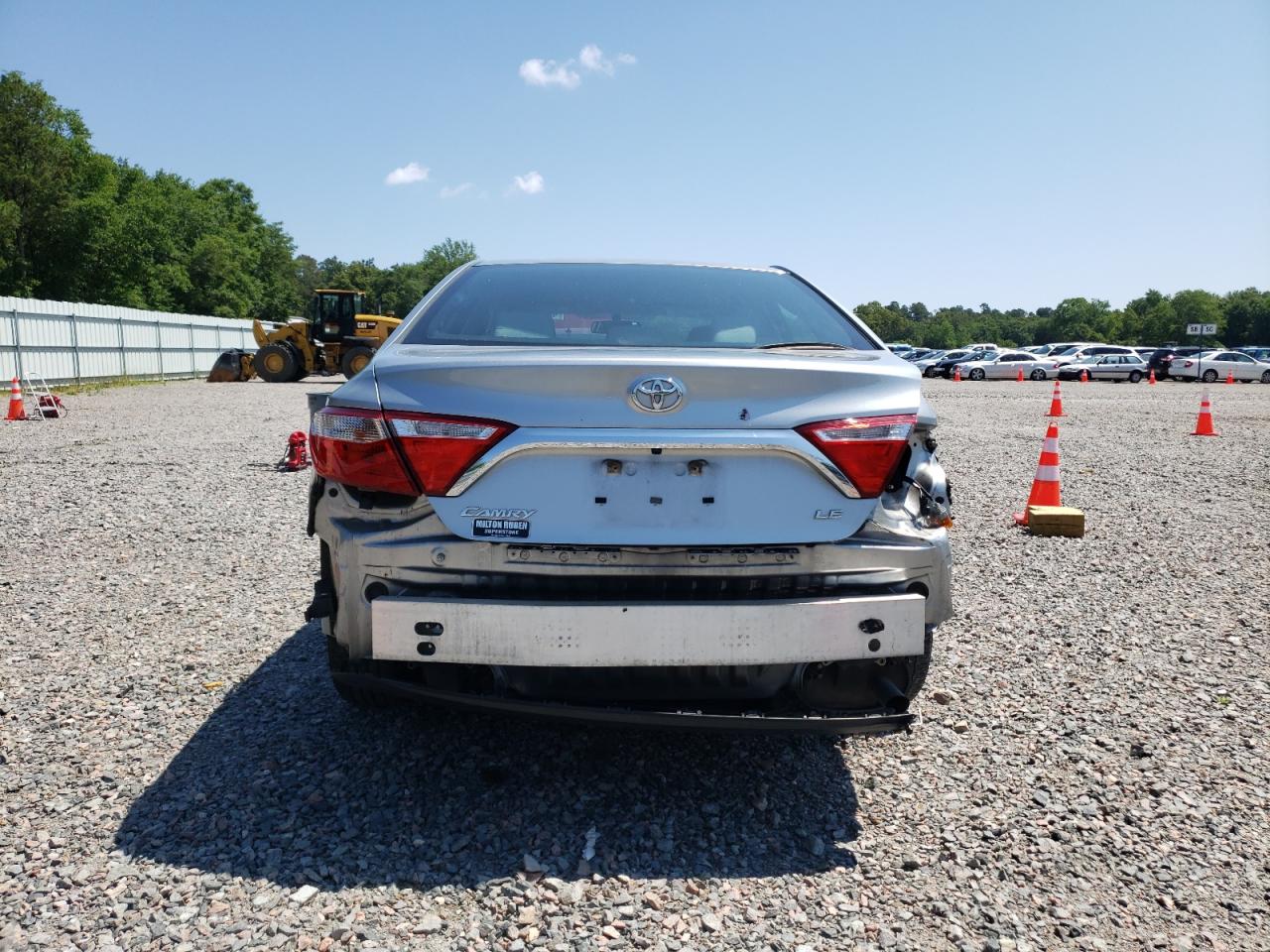 Photo 9 from auction – 2017 TOYOTA CAMRY LE with VIN 4T1BF1FK1HU375417
