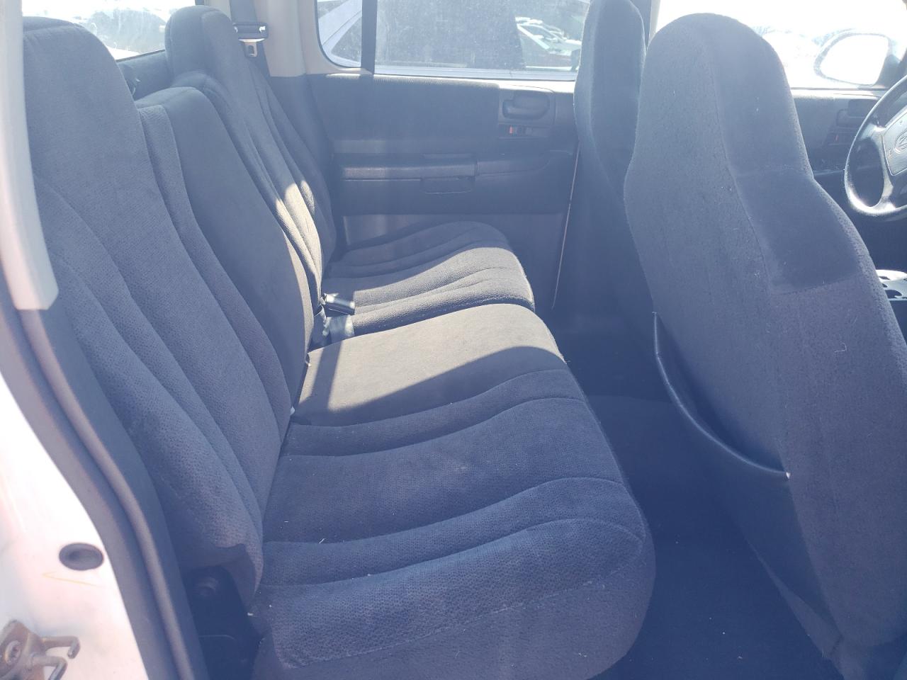 Photo 6 from auction – 2004 DODGE DAKOTA QUA with VIN 1D7HL48N24S508679