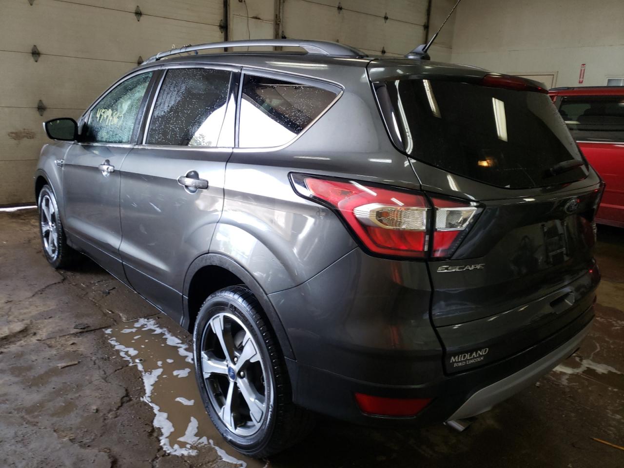 Photo 3 from auction – 2018 FORD ESCAPE SEL with VIN 1FMCU0HD9JUC05122