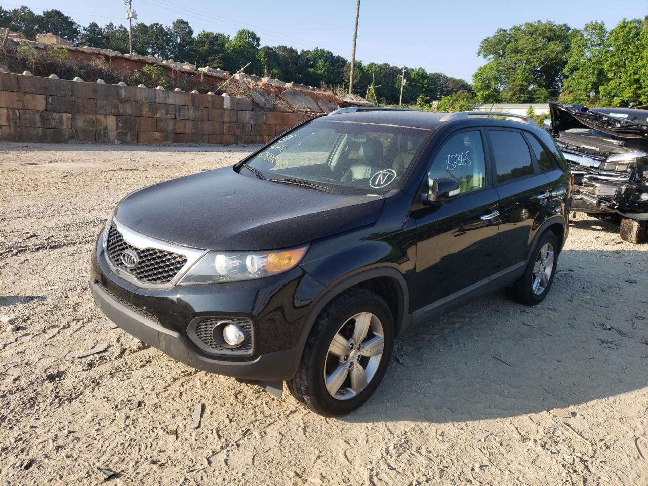 Photo 2 from auction – 2013 KIA SORENTO EX with VIN 5XYKU4A63DG418611