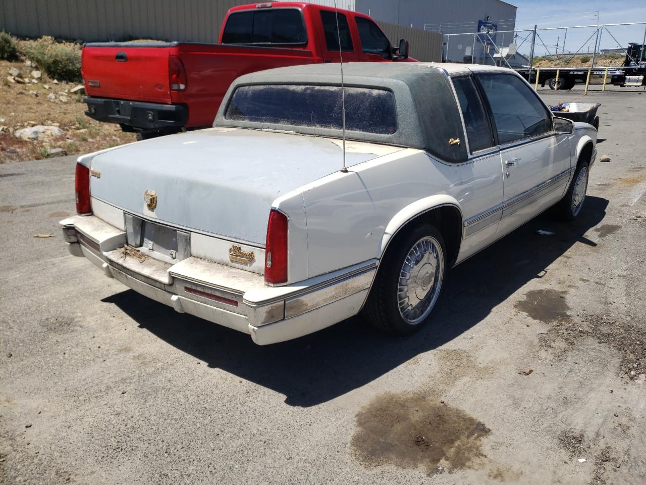 Photo 4 from auction – 1989 CADILLAC ELDORADO with VIN 1G6EL1156KU613610