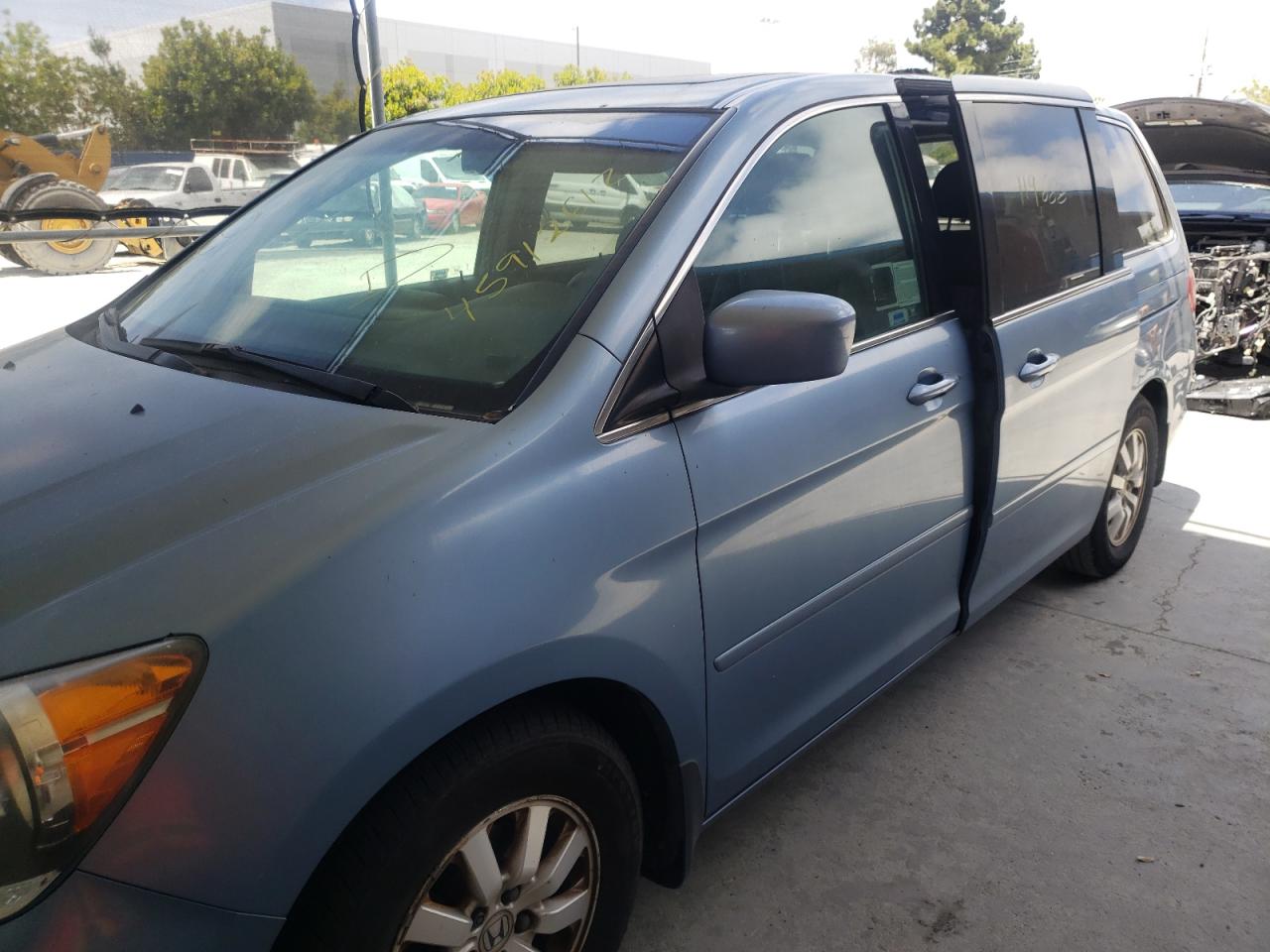 Photo 19 from auction – 2009 HONDA ODYSSEY EX with VIN 5FNRL38699B054050
