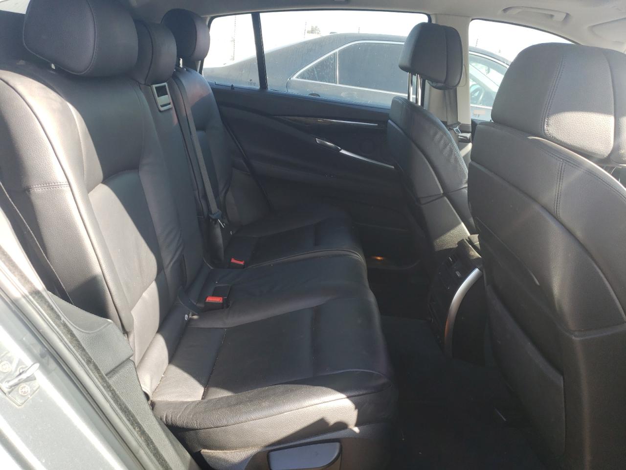 Photo 6 from auction – 2011 BMW 535 XIGT with VIN WBASP2C54BC337454