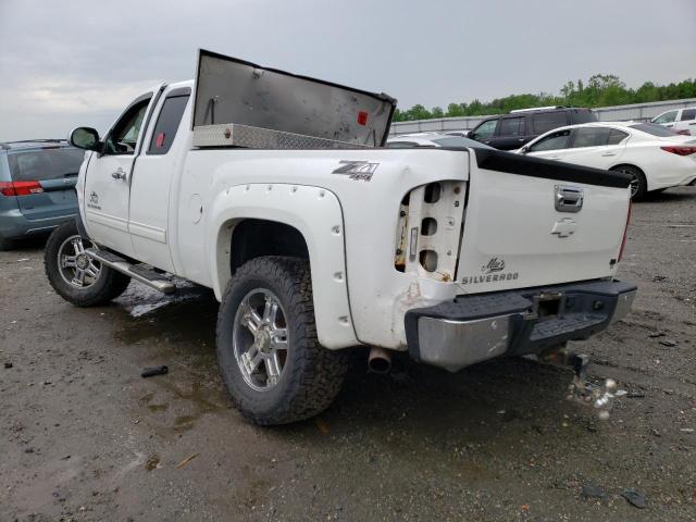 Photo 3 from auction – 2013 CHEVROLET SILVERADO with VIN 1GCRKSE70DZ303641
