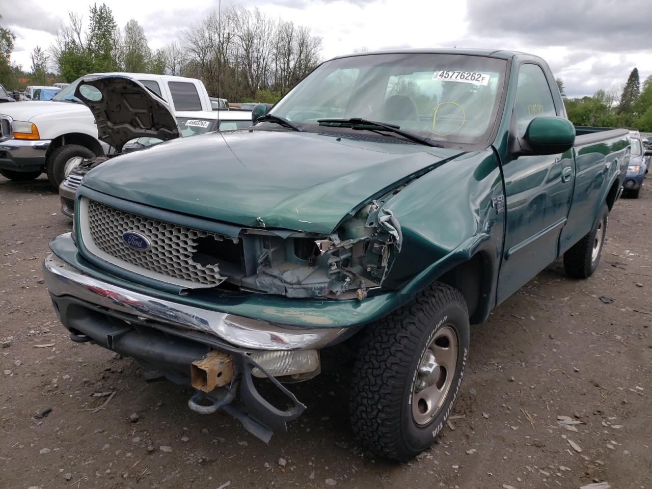 Photo 2 from auction – 1999 FORD F150 with VIN 1FTRF18L3XNB30443