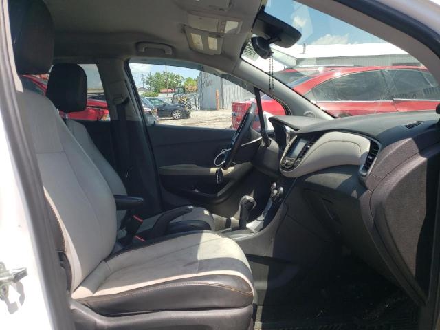 Photo 5 from auction – 2017 CHEVROLET TRAX 1LT with VIN 3GNCJPSB9HL191344