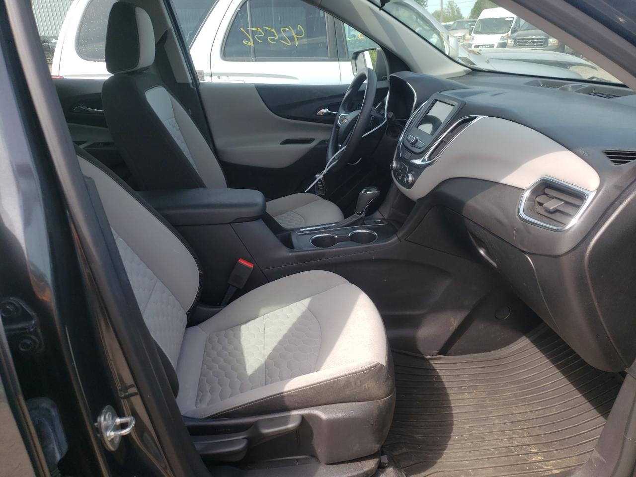 Photo 5 from auction – 2019 CHEVROLET EQUINOX LS with VIN 3GNAXSEV7KL173138