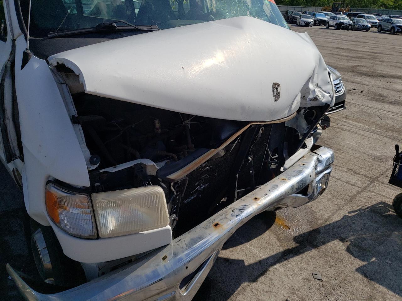 Photo 9 from auction – 1997 DODGE RAM WAGON with VIN 2B5WB35Z8VK586345