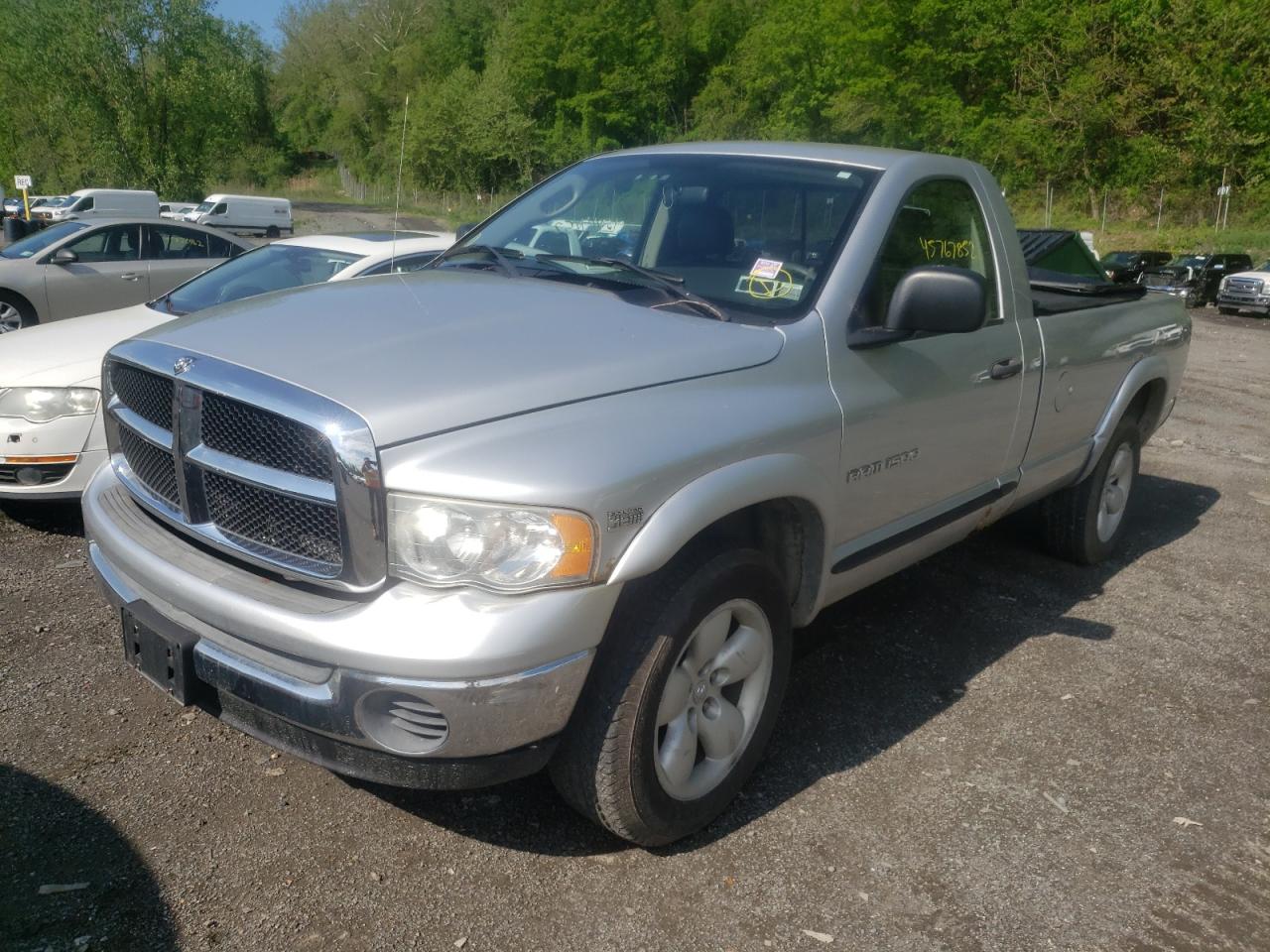 Photo 2 from auction – 2005 DODGE RAM 1500 with VIN 1D7HU16DX5J616979