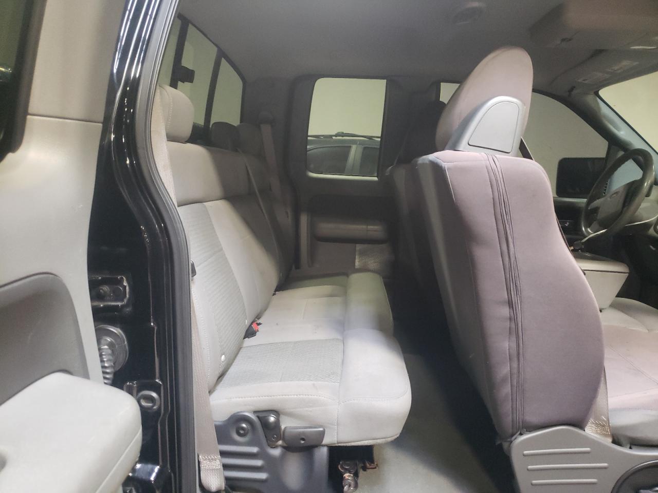 Photo 6 from auction – 2006 FORD F150 with VIN 1FTPX14536FA14695