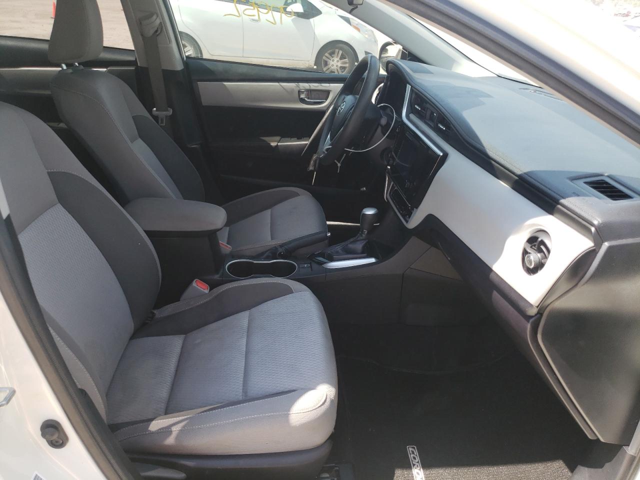Photo 5 from auction – 2019 TOYOTA COROLLA L with VIN 5YFBURHE2KP889359