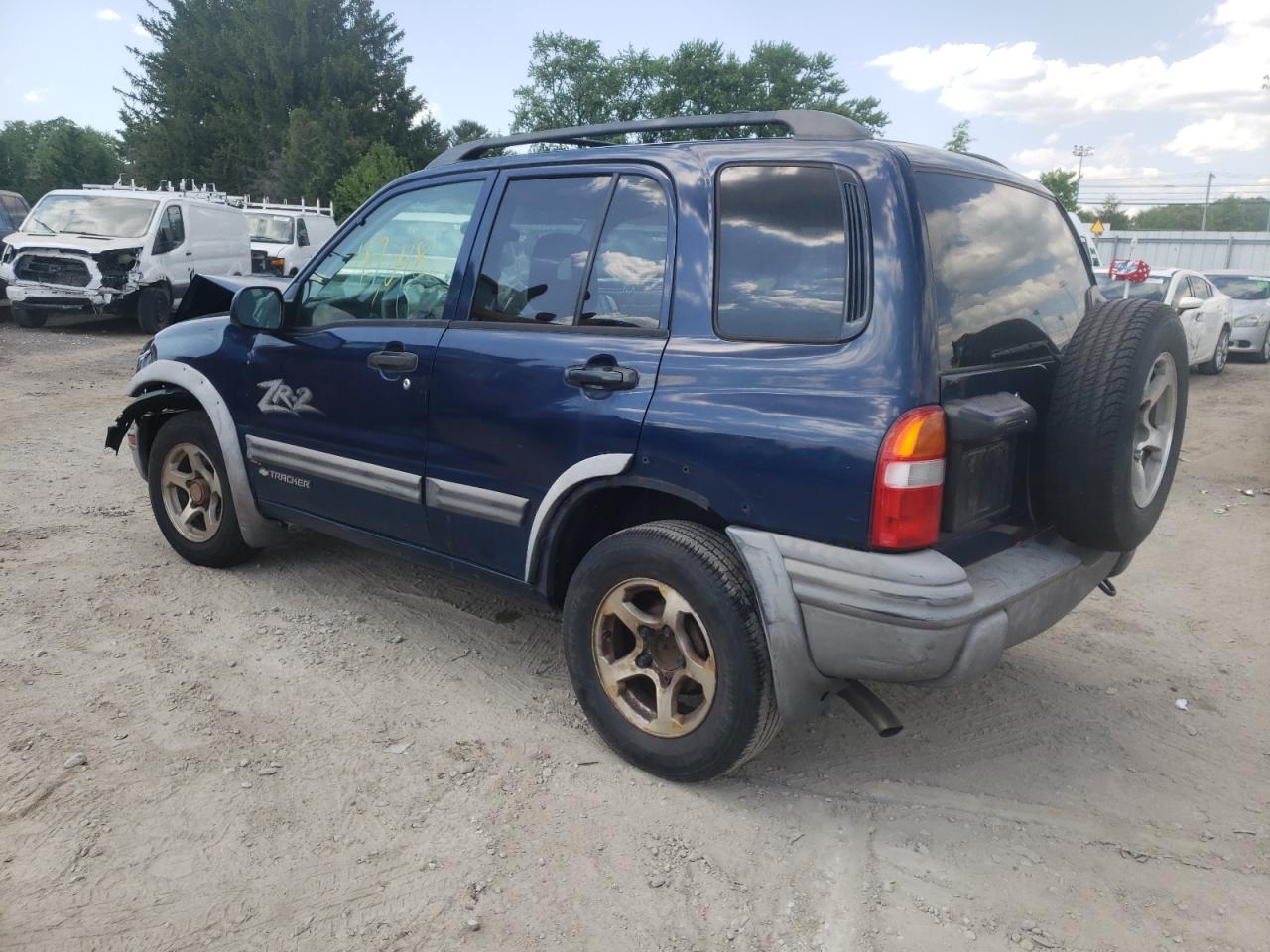 Photo 3 from auction – 2004 CHEVROLET TRACKER ZR with VIN 2CNBJ734046910737