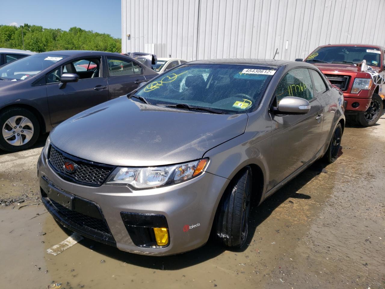 Photo 2 from auction – 2010 KIA FORTE SX with VIN KNAFW6A30A5125408