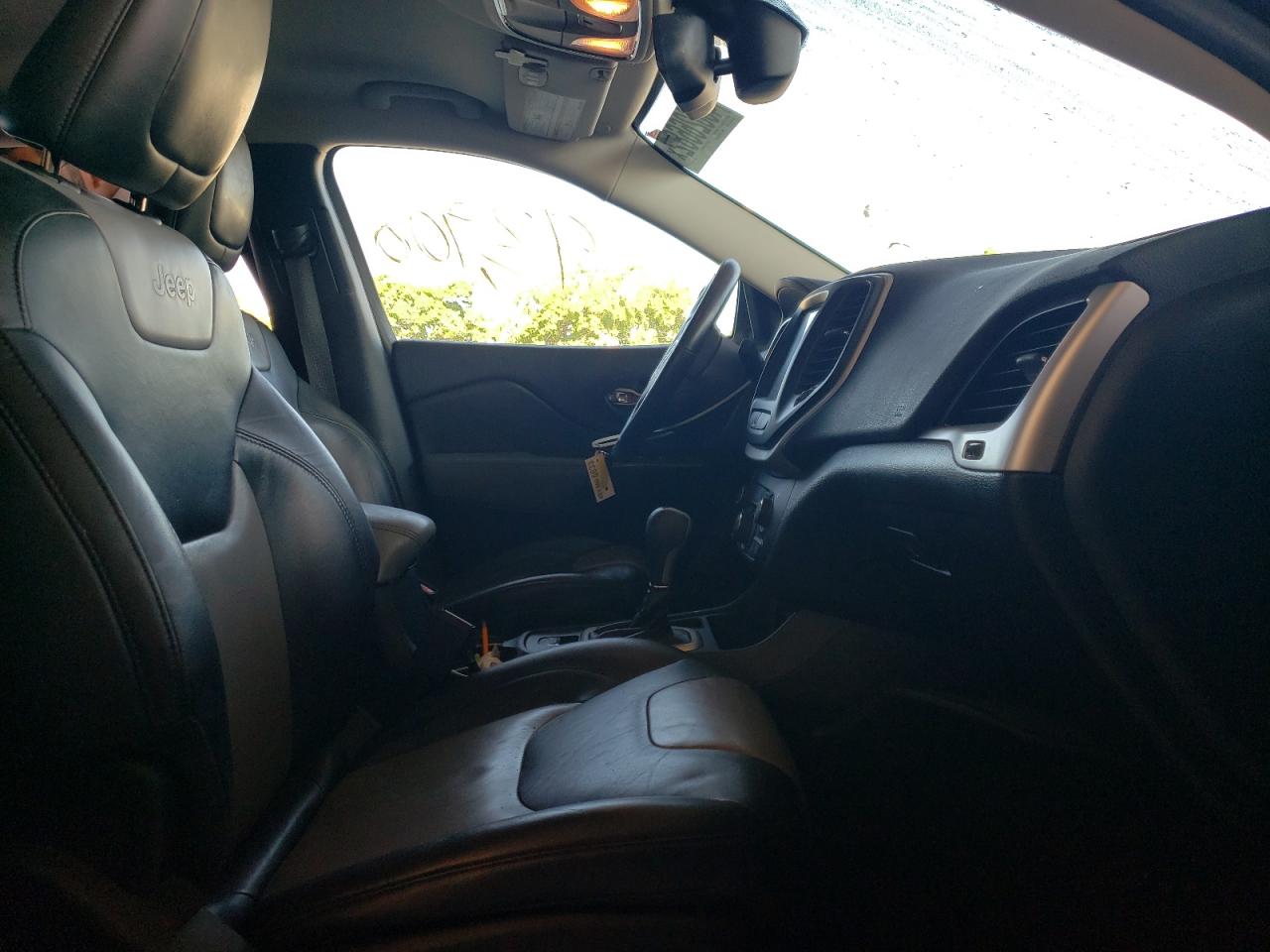 Photo 5 from auction – 2014 JEEP CHEROKEE L with VIN 1C4PJLDB1EW157517