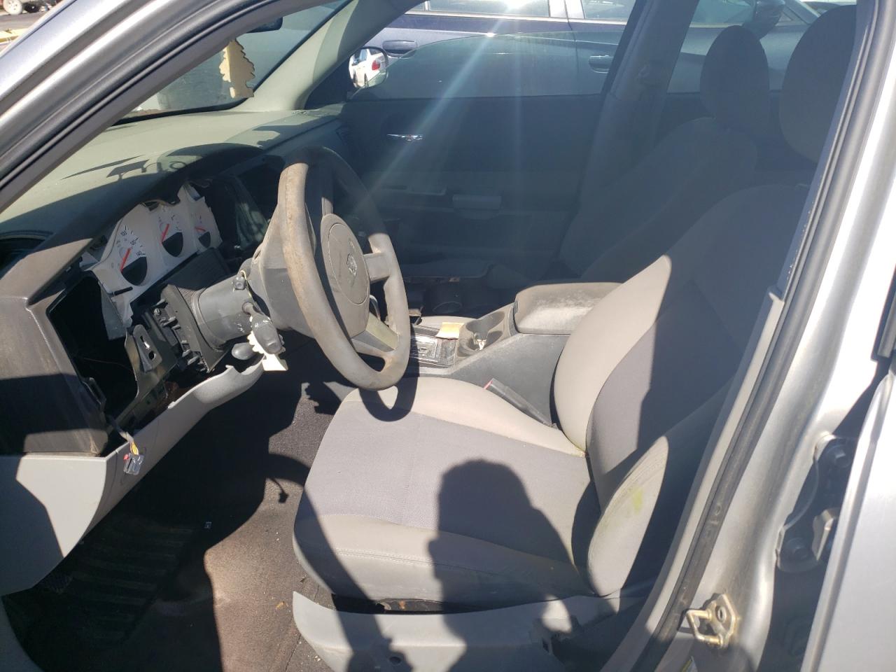 Photo 5 from auction – 2006 DODGE CHARGER SE with VIN 2B3KA43G56H406982