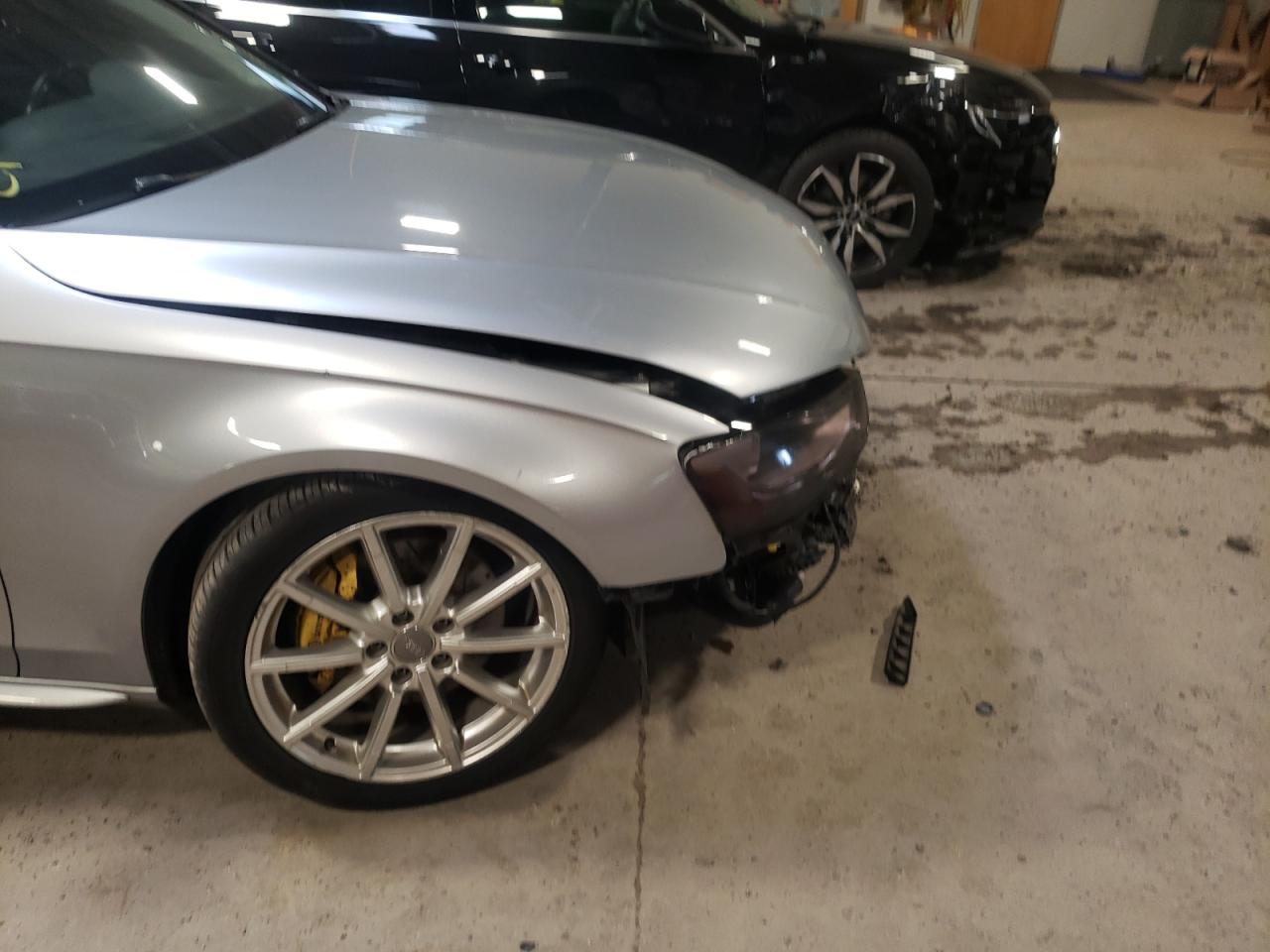 Photo 9 from auction – 2016 AUDI A4 PREMIUM with VIN WAUBFAFL3GN008991