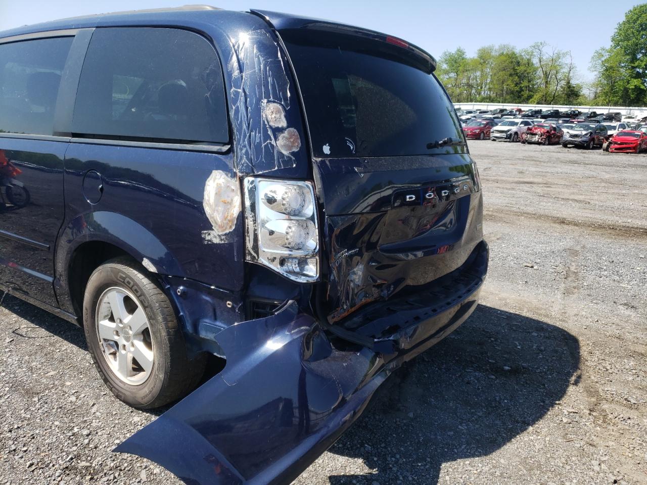 Photo 9 from auction – 2012 DODGE GRAND CARA with VIN 2C4RDGCG4CR342073