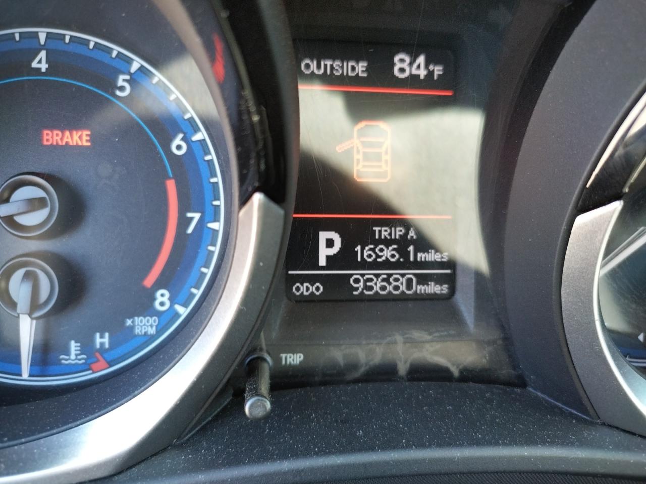 Photo 8 from auction – 2015 TOYOTA COROLLA L with VIN 2T1BURHE4FC385501