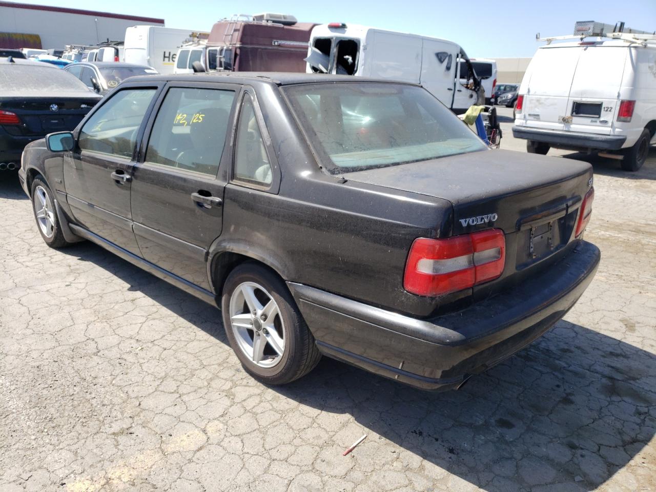 Photo 3 from auction – 1998 VOLVO S70 with VIN YV1LS5578W2542206
