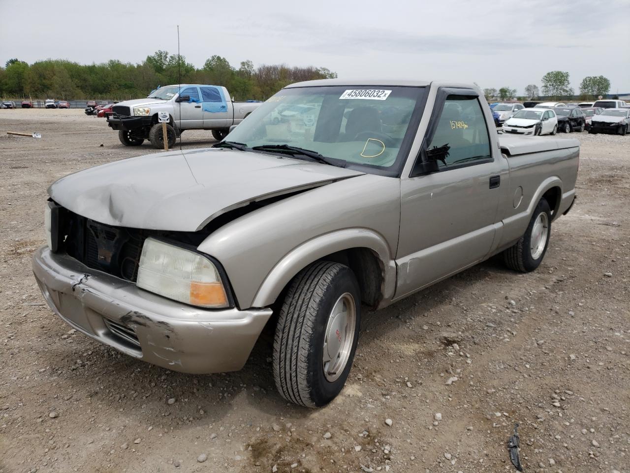 Photo 2 from auction – 2002 GMC SONOMA with VIN 1GTCS145228135665