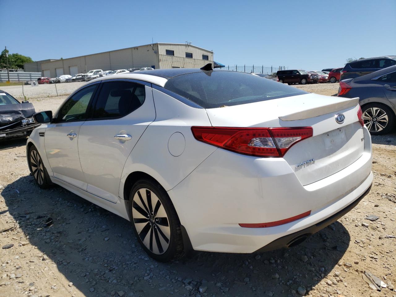 Photo 3 from auction – 2012 KIA OPTIMA SX with VIN 5XXGR4A60CG014949