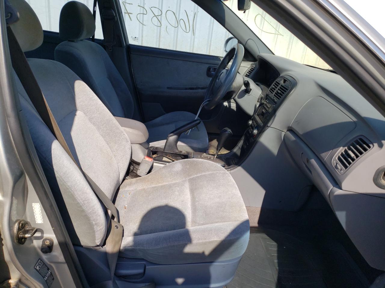Photo 5 from auction – 2004 KIA OPTIMA LX with VIN KNAGD126045301724