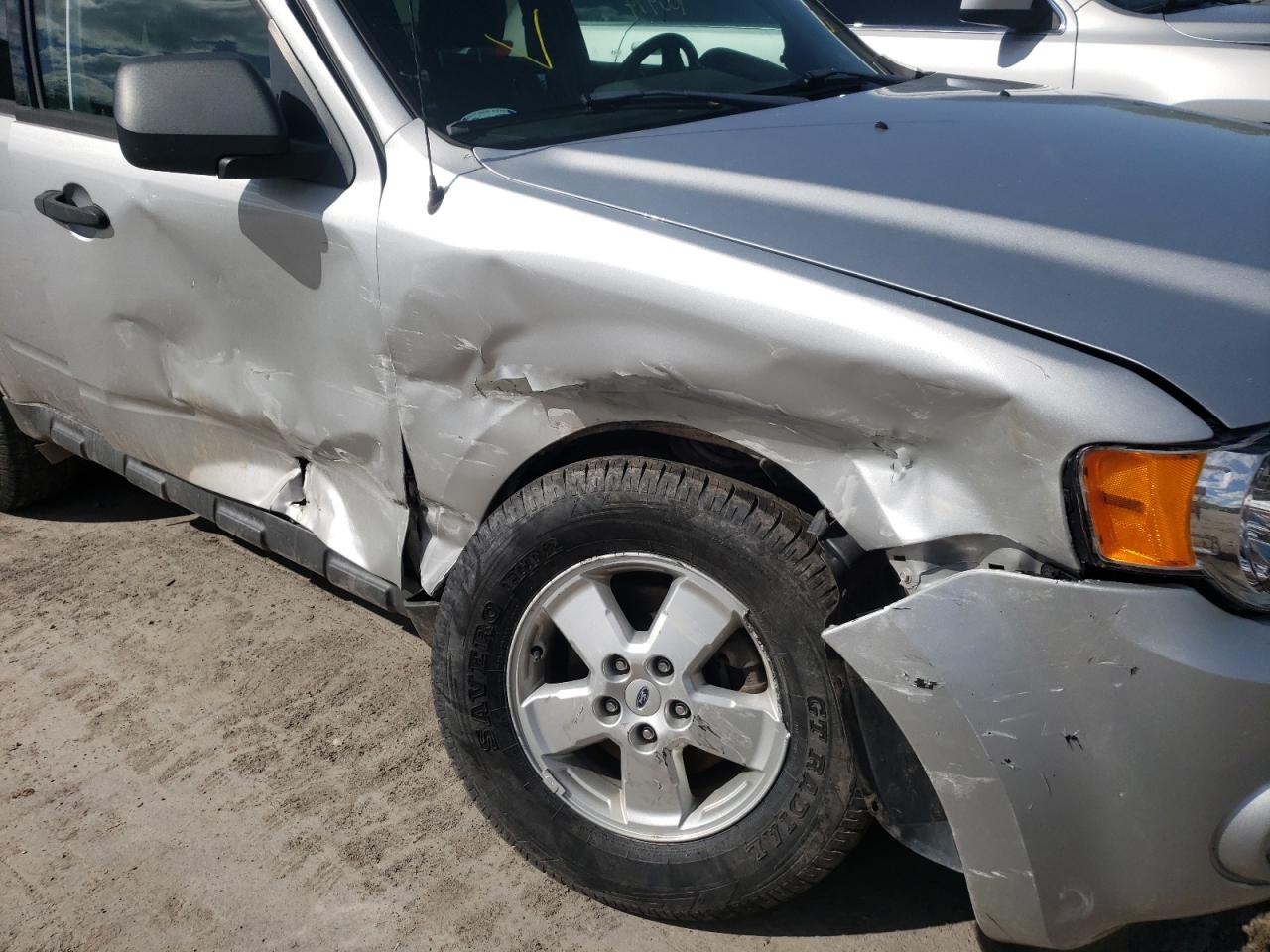 Photo 9 from auction – 2011 FORD ESCAPE XLT with VIN 1FMCU9DG1BKB88365